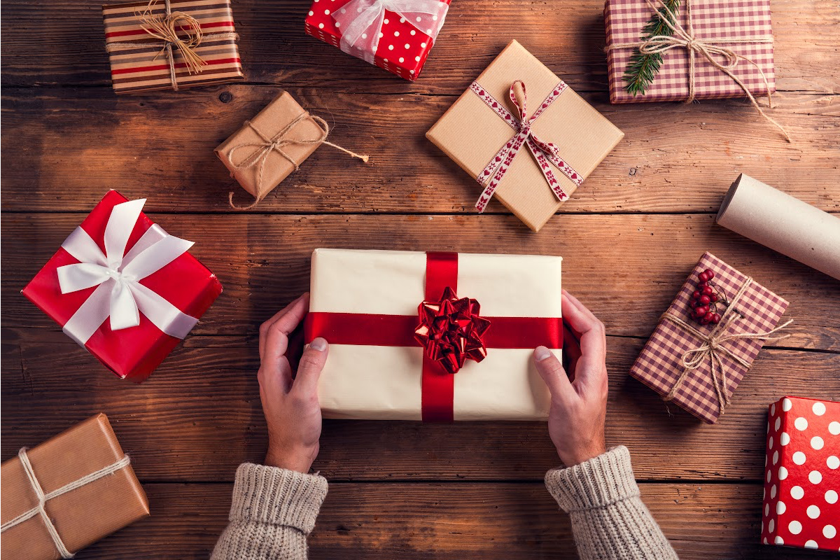 Top 40 idées cadeaux pour Noël 2023 : Famille et Amis